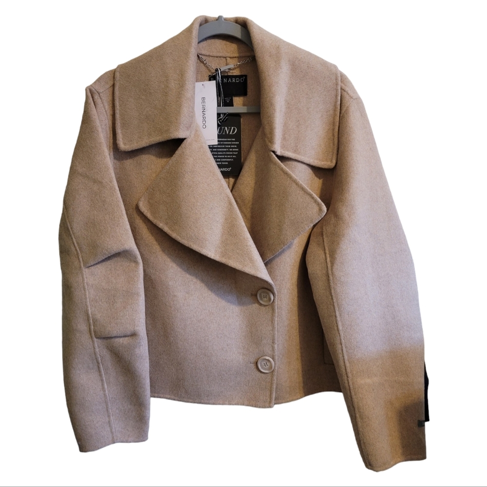 Bernardo Women's Wool Blend Cropped Oversized Lapel Handmade Jacket, Size Medium - Picture 2 of 12